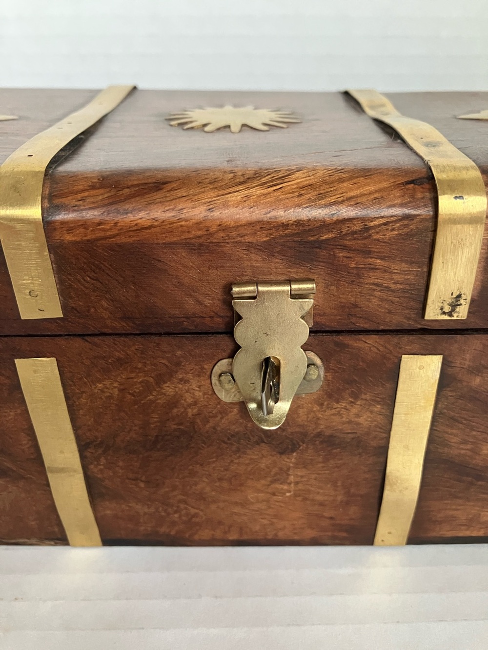 Vintage Wood and Brass Decorative Treasure Box - Sun Motif 8x4x3.5” India‎ - Picture 4 of 13